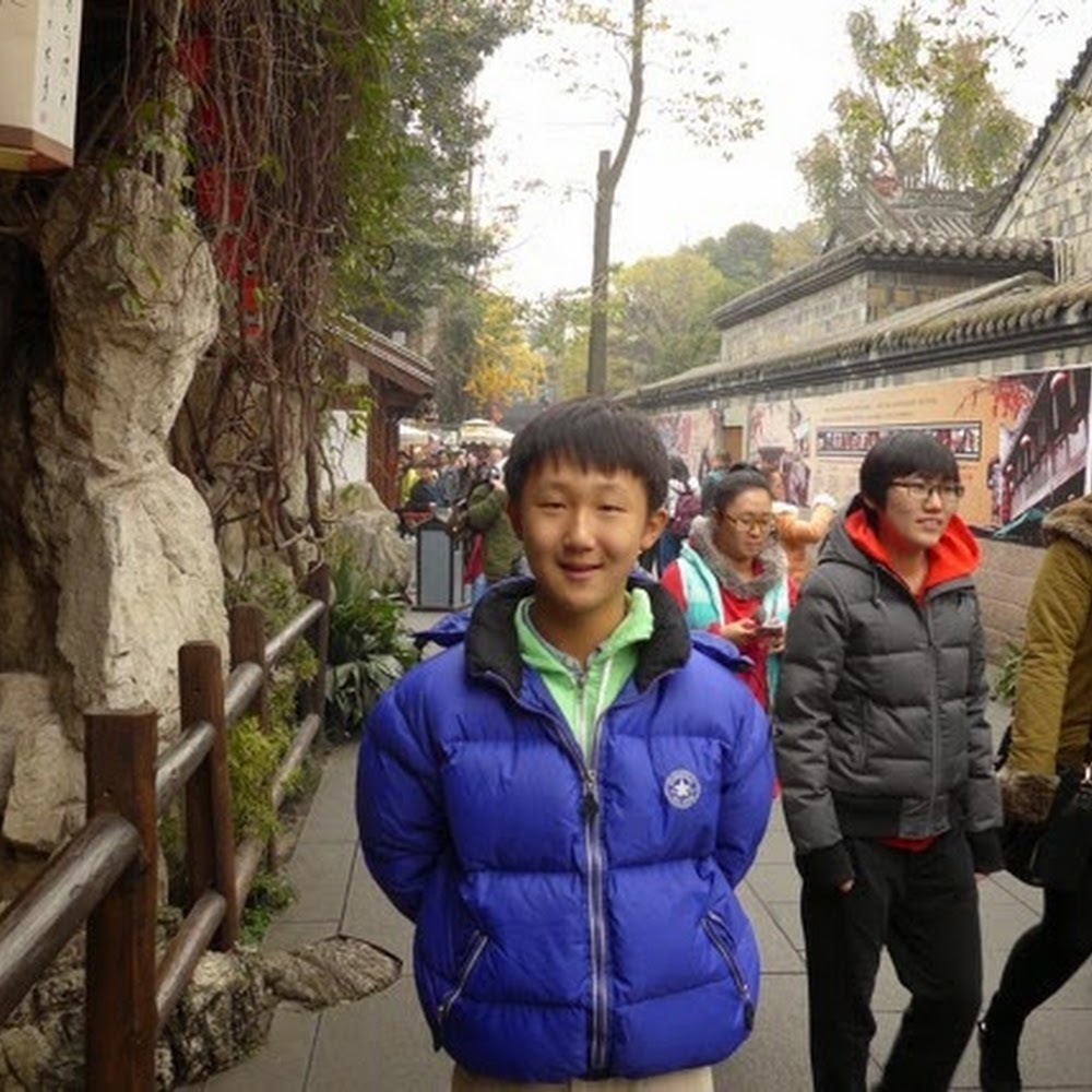 Meet your Posher, Kevin